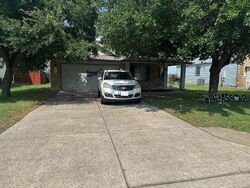 Pre-foreclosure in  Mansfield Lake Trl Kyle, TX 78640