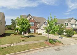 Pre-foreclosure in  Woodgate Hill Trl Snellville, GA 30039