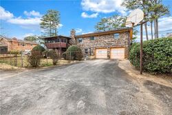 Pre-foreclosure in  Wakefield Dr Decatur, GA 30034