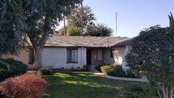 Pre-foreclosure in  Dennis Ave Clovis, CA 93611