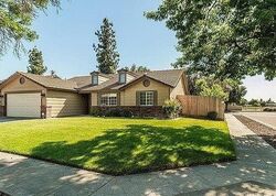 Pre-foreclosure in  N Haslam Ave Fresno, CA 93711