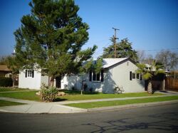 Pre-foreclosure in  E Swift Ave Fresno, CA 93726