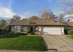 Pre-foreclosure in  Laguna Villa Way Elk Grove, CA 95758
