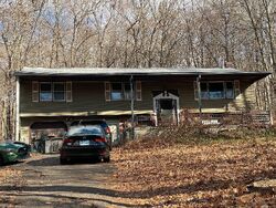  Goose Ln, Tolland CT