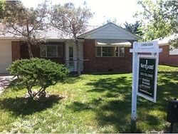 Pre-foreclosure in  Del Mar Pkwy Aurora, CO 80010