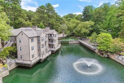 Pre-foreclosure Listing in Mill Pond Dr Se SMYRNA, GA 30082