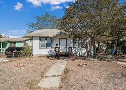 Pre-foreclosure in  W Hermosa Dr San Antonio, TX 78201