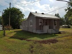  E 28th St, Sheffield AL