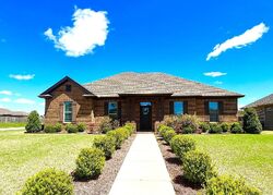 Pre-foreclosure in  Watkins Glen Dr Wetumpka, AL 36093