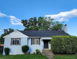 Pre-foreclosure in  Amherst Ave Springfield, VA 22150