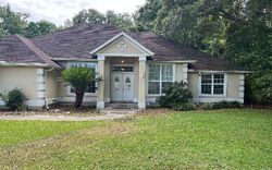 Pre-foreclosure in  SW Callaway Dr Lake City, FL 32024