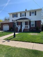 Pre-foreclosure in  Moorland Ave Burlington, NJ 08016