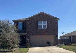 Pre-foreclosure in  Millers Loop Jarrell, TX 76537