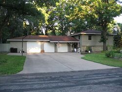 Pre-foreclosure in  Woodlawn Dr Saint Paul, MN 55112