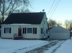 Pre-foreclosure in  36th Ave East Moline, IL 61244