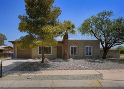Pre-foreclosure in  S Avenida De Las Palmas Tucson, AZ 85730