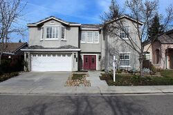 Pre-foreclosure in  Knobcone Ln Lodi, CA 95242