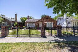  W Vine St, Stockton CA