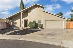 Pre-foreclosure in  CHERRYWOOD PL Manteca, CA 95336