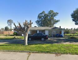 Pre-foreclosure in  S Goldenrod Ave Kerman, CA 93630
