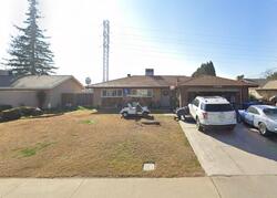 Pre-foreclosure in  McKelvey Ave Bakersfield, CA 93308