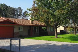 Pre-foreclosure in  Van Dorsten Ave Corcoran, CA 93212