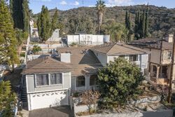 Pre-foreclosure in  Hillhaven Ave Tujunga, CA 91042