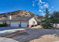 Pre-foreclosure in  Clayvale Rd Santa Clarita, CA 91390