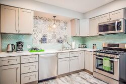 Pre-foreclosure in  Ivar Ave Los Angeles, CA 90068