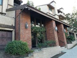 Pre-foreclosure in  BARHAM BLVD  Los Angeles, CA 90068