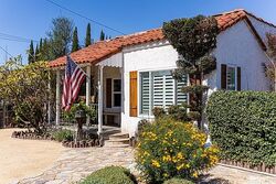 Pre-foreclosure in  Walnut St Bellflower, CA 90706