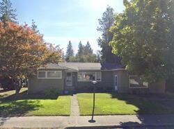 Pre-foreclosure in  E 40th Ave Spokane, WA 99203