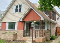 Pre-foreclosure in  W Keefe Ave Milwaukee, WI 53222