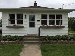 Pre-foreclosure in  E Larrabee St Omro, WI 54963