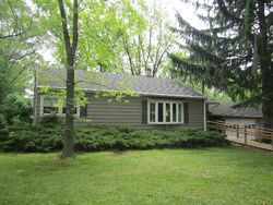 Pre-foreclosure in  Lilly Rd Menomonee Falls, WI 53051