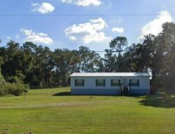 Pre-foreclosure in  NE 69th Pl Melrose, FL 32666