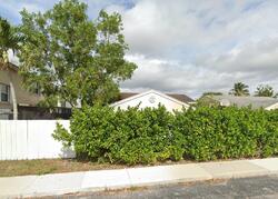 Pre-foreclosure in  Seabrook Ave Fort Lauderdale, FL 33325