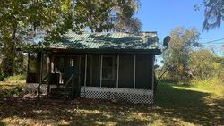 Pre-foreclosure in  NW Marco Ter Lake City, FL 32055