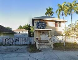  Sw 1st St, Miami FL