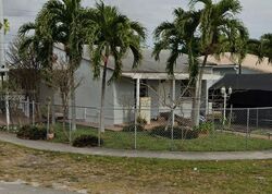  Se 1st St, Hialeah FL