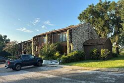 Pre-foreclosure in  Fairway Villas Ln Pensacola, FL 32514