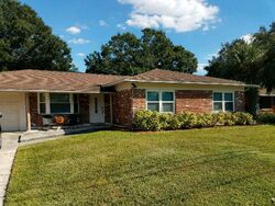 Pre-foreclosure in  Bay Crest Dr Tampa, FL 33615