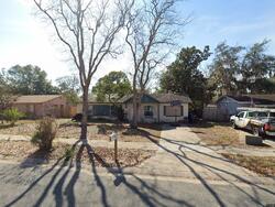Pre-foreclosure in  Caballero Rd Ocoee, FL 34761