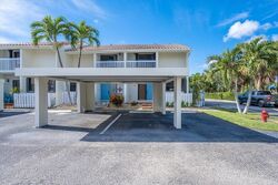  Ne 20th Ln, Boynton Beach FL