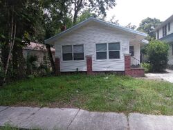 Pre-foreclosure in  Newton Ave S Saint Petersburg, FL 33705