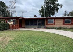 Pre-foreclosure in  River Dr E East Palatka, FL 32131