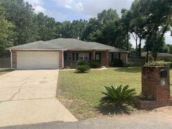  Westport Dr, Milton FL