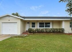 Pre-foreclosure in  Alexandra Woods Dr Debary, FL 32713