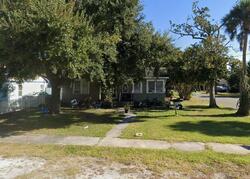 Pre-foreclosure in  Palmetto St New Smyrna Beach, FL 32168