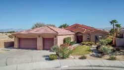 Pre-foreclosure in  W Petunia Pl Palm Desert, CA 92211